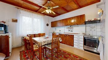Kuchyň - Prodej domu 169 m², Praha 9 - Horní Počernice