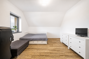 pokoj 2. NP  - Prodej domu 196 m², Třeboň