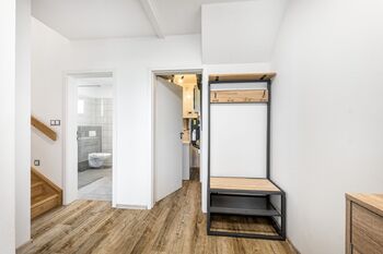 zádveří byt 4+kk - Prodej domu 196 m², Třeboň