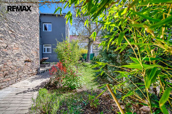 Prodej domu 258 m², Hrob