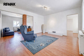 Prodej domu 258 m², Hrob