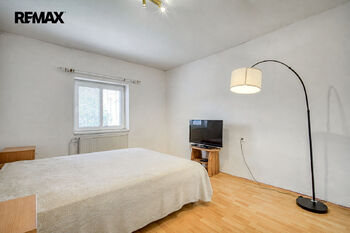 Prodej domu 258 m², Hrob