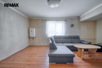 Prodej domu 258 m², Hrob