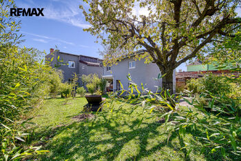Prodej domu 258 m², Hrob