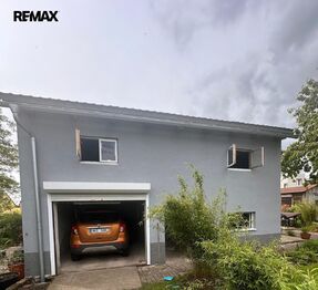 Prodej domu 258 m², Hrob
