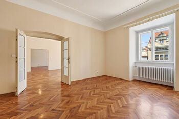 Pronájem kancelářských prostor 130 m², Praha 1 - Staré Město