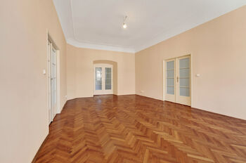 Pronájem kancelářských prostor 130 m², Praha 1 - Staré Město