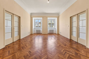 Pronájem kancelářských prostor 130 m², Praha 1 - Staré Město
