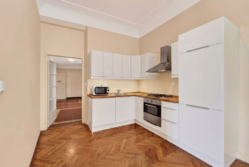 Pronájem kancelářských prostor 130 m², Praha 1 - Staré Město
