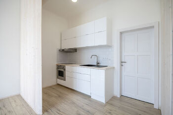 Prodej bytu 1+kk v osobním vlastnictví 28 m², Vráž