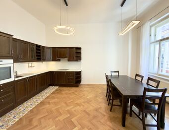 Pronájem bytu 3+1 v osobním vlastnictví 94 m², Praha 1 - Nové Město