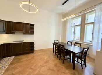Pronájem bytu 3+1 v osobním vlastnictví 94 m², Praha 1 - Nové Město