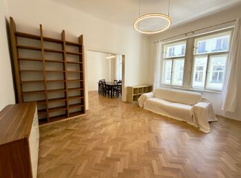 Pronájem bytu 3+1 v osobním vlastnictví 94 m², Praha 1 - Nové Město