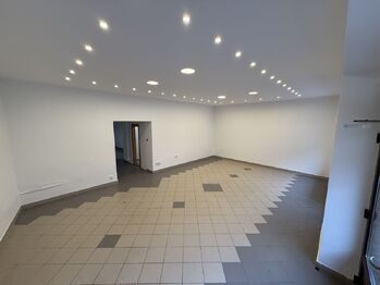 Pronájem malého objektu 275 m², Pelhřimov