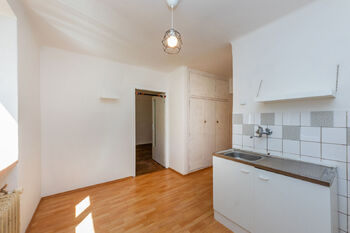 Prodej bytu 1+1 v družstevním vlastnictví 29 m², Praha 4 - Krč