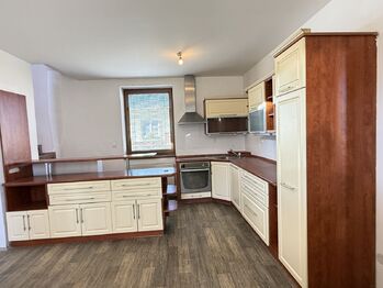 kuchyň s jídelnou - Pronájem domu 67 m², Hlízov