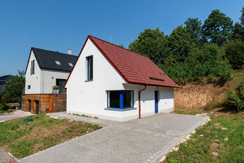 Prodej domu 86 m², Dolní Dobrouč