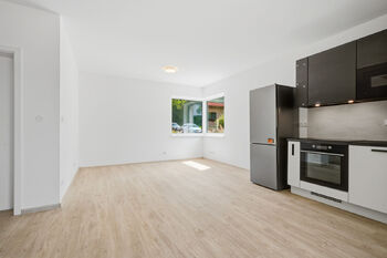 Prodej domu 86 m², Dolní Dobrouč
