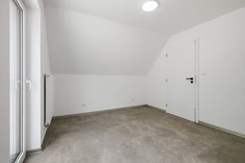 Prodej domu 86 m², Dolní Dobrouč