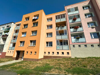 Pronájem bytu 4+1 v osobním vlastnictví 81 m², Planá