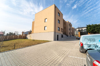 Pronájem bytu 1+kk v osobním vlastnictví 33 m², Beroun