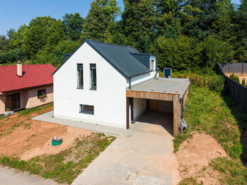 Prodej domu 152 m², Dolní Dobrouč