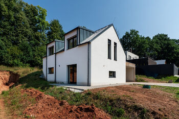 Prodej domu 152 m², Dolní Dobrouč
