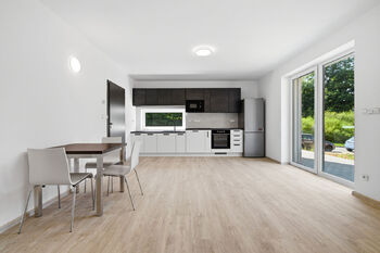 Prodej domu 152 m², Dolní Dobrouč