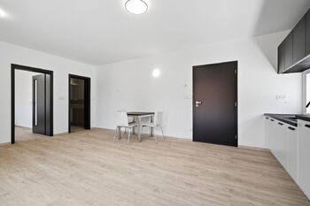 Prodej domu 152 m², Dolní Dobrouč