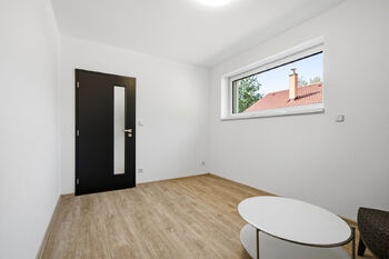 Prodej domu 152 m², Dolní Dobrouč