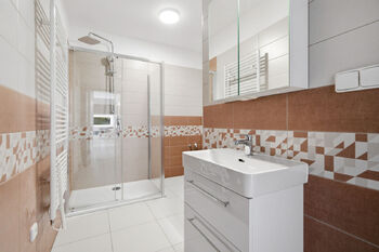 Prodej domu 152 m², Dolní Dobrouč