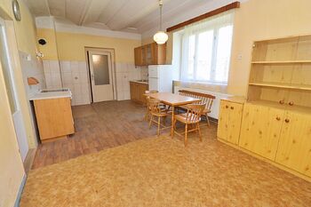 Prodej domu 130 m², Hošťalovice