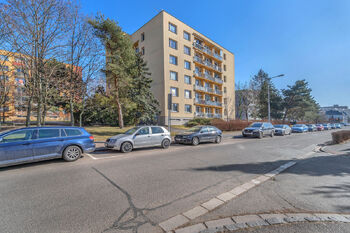 Prodej bytu 3+1 v osobním vlastnictví 65 m², Hradec Králové