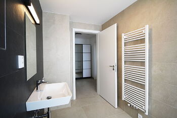 Pronájem bytu 1+kk v osobním vlastnictví 34 m², Praha 9 - Hloubětín