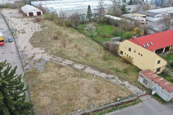 Prodej pozemku 12183 m², Přelouč