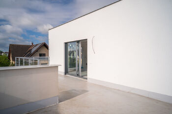 Prodej bytu 3+kk v osobním vlastnictví 96 m², Hradec Králové