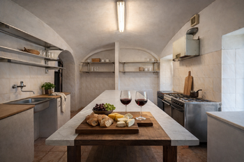 Prodej restaurace 951 m², Hluboké Dvory