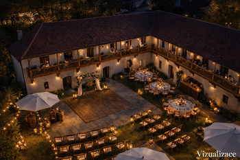 vizualizace dvoru - Prodej restaurace 951 m², Hluboké Dvory