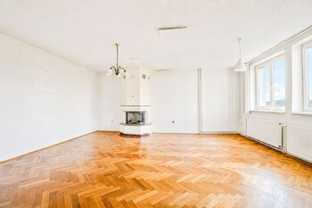 Prodej domu 223 m², Dolní Lhota