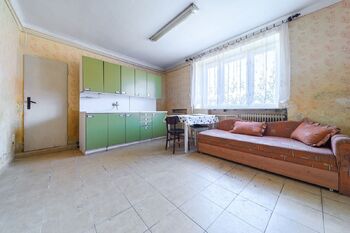 Kuchyně 1.NP - Prodej zemědělského objektu 931 m², Hruška