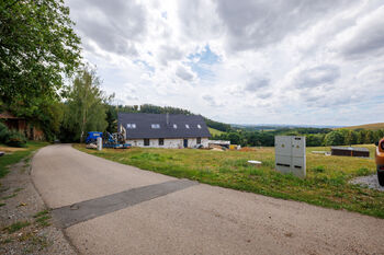 Prodej pozemku 2744 m², Soběhrdy