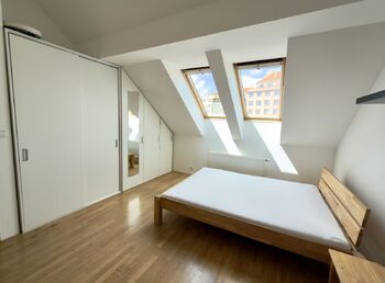Prodej bytu 3+kk v osobním vlastnictví 84 m², Praha 10 - Vršovice