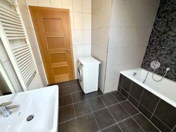 Prodej bytu 3+kk v osobním vlastnictví 84 m², Praha 10 - Vršovice