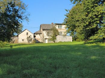 Prodej pozemku 2500 m², Dolní Lutyně