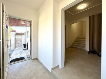 Pronájem bytu 1+kk v osobním vlastnictví 30 m², Ořech