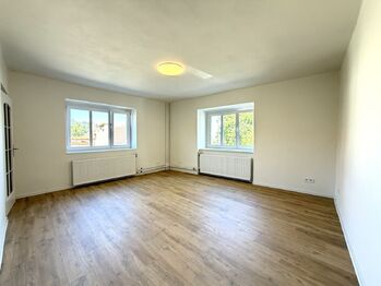 Pronájem bytu 1+1 v osobním vlastnictví 42 m², Ořech