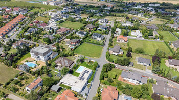 Prodej pozemku 1345 m², Jesenice