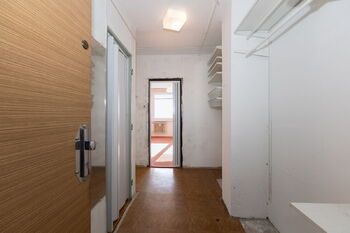 Prodej bytu 2+kk v osobním vlastnictví 42 m², Praha 4 - Kamýk