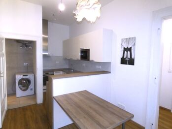 Pronájem bytu 2+kk v osobním vlastnictví 40 m², Praha 5 - Smíchov