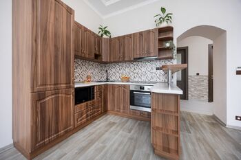Obývací pokoj + kk - Prodej bytu 3+kk v osobním vlastnictví 65 m², Praha 5 - Smíchov